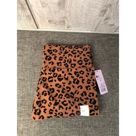 Women's Wild Fable Cheetah Leopard High Rise Leggings Size Small. B28 - Picture 3 of 4